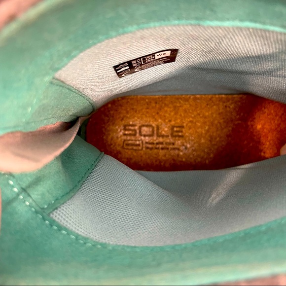 Disctrict by Sole Grey Wool ReCork Felt Zip Boots Sz 8 Stride Recycled Rubber - Picture 9 of 11